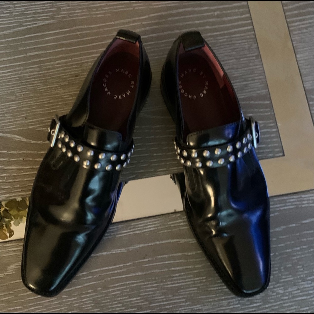 Marc by Marc Jacob patent leather shoes.
